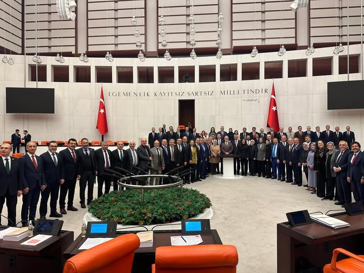 TBMM’de Enerji ve Sağlık Bütçeleri Kabul Edildi: “Ülkemize ve Milletimize Hayırlı Olsun”