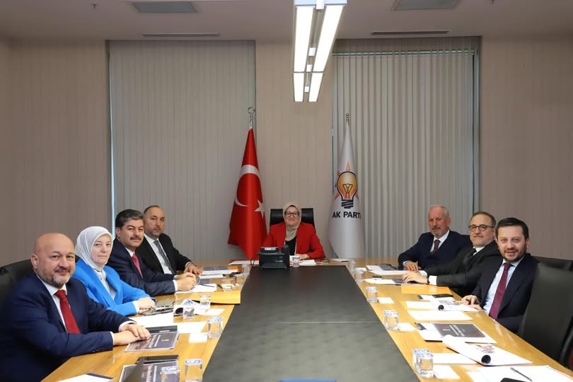 AK Parti’de Sivil Toplum ve Halkla İlişkiler Mesaisi: Yeni Dönemin Yol Haritası Belirlendi