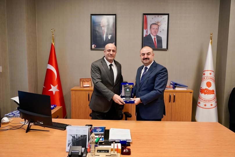 Başkan Mehmet Özdil’den Yazı İşleri Müdürü Ali Gencer’e Ziyaret