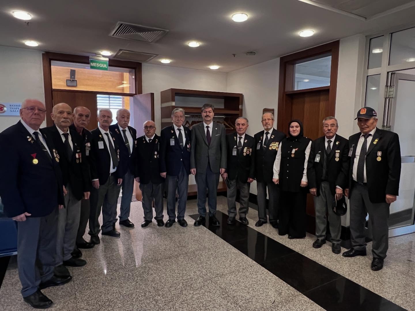 Necmettin Erkan, Muharip Gaziler Derneği Heyetini TBMM’de Ağırladı