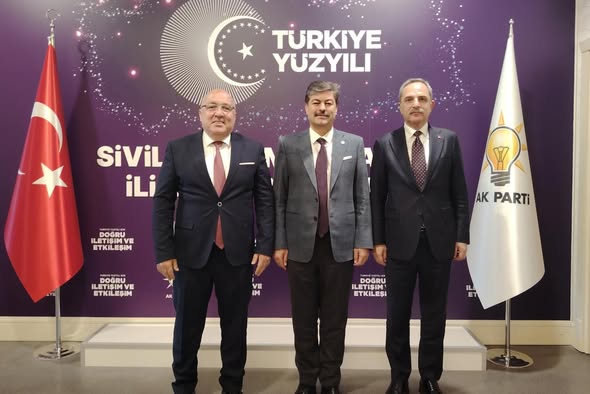 AK Parti Genel Merkez’de Önemli Ziyaret! Necmettin Erkan Esnaf Temsilcilerini Ağırladı