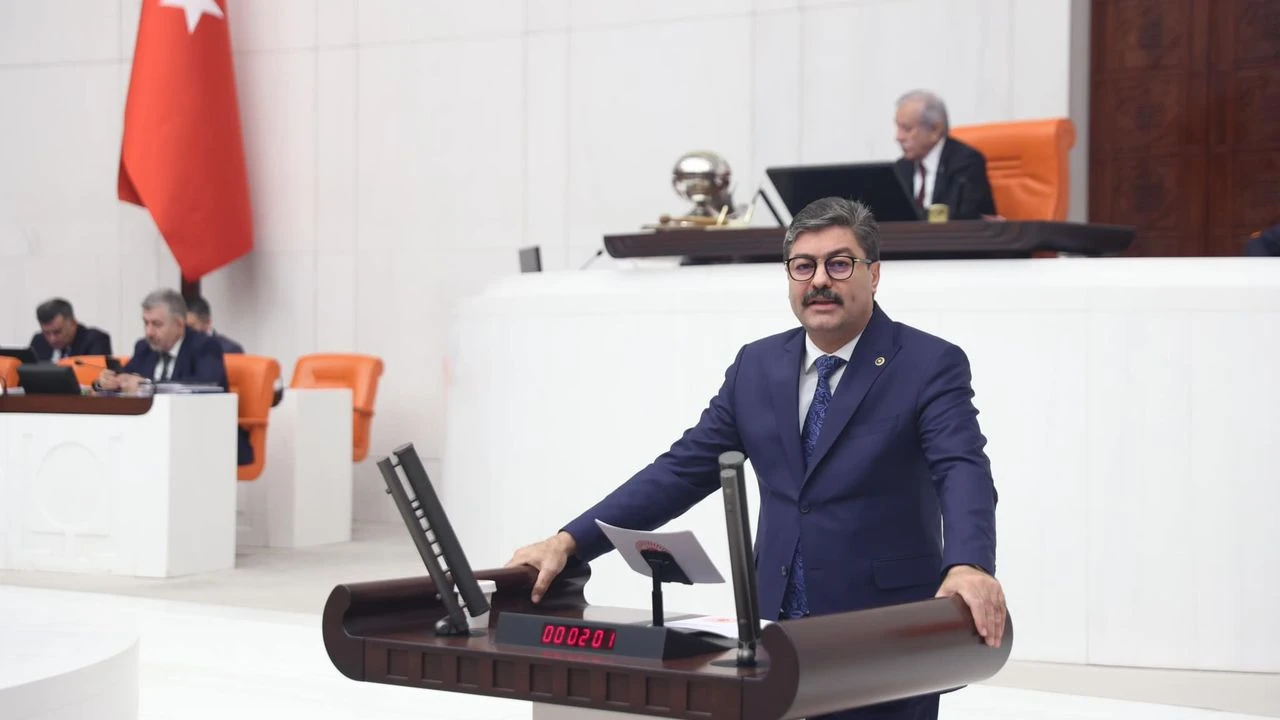 Necmettin Erkan’dan TBMM’de Güçlü Mesaj: “Emeğin ve Adaletin Üstünde Hiçbir Şey Yoktur!”